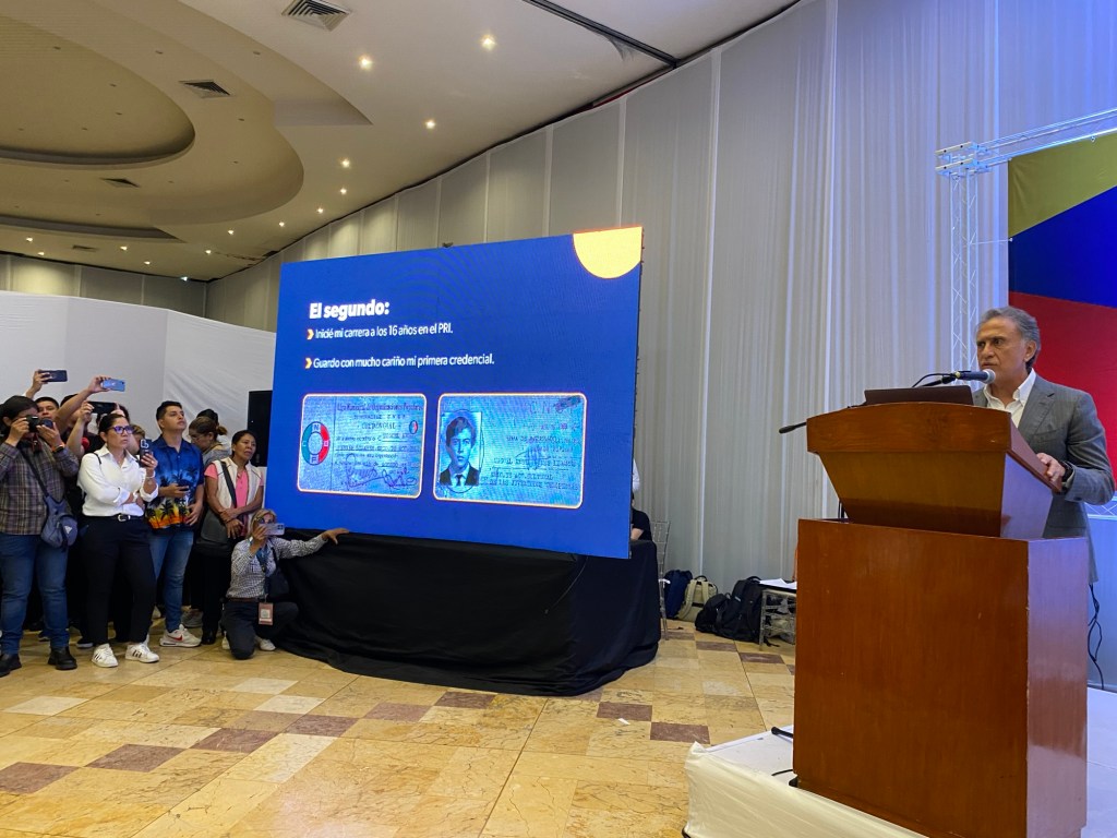 Cuitláhuac hace crecer la deuda pública en 20 mil mdp: Yunes&nbsp;Linares.