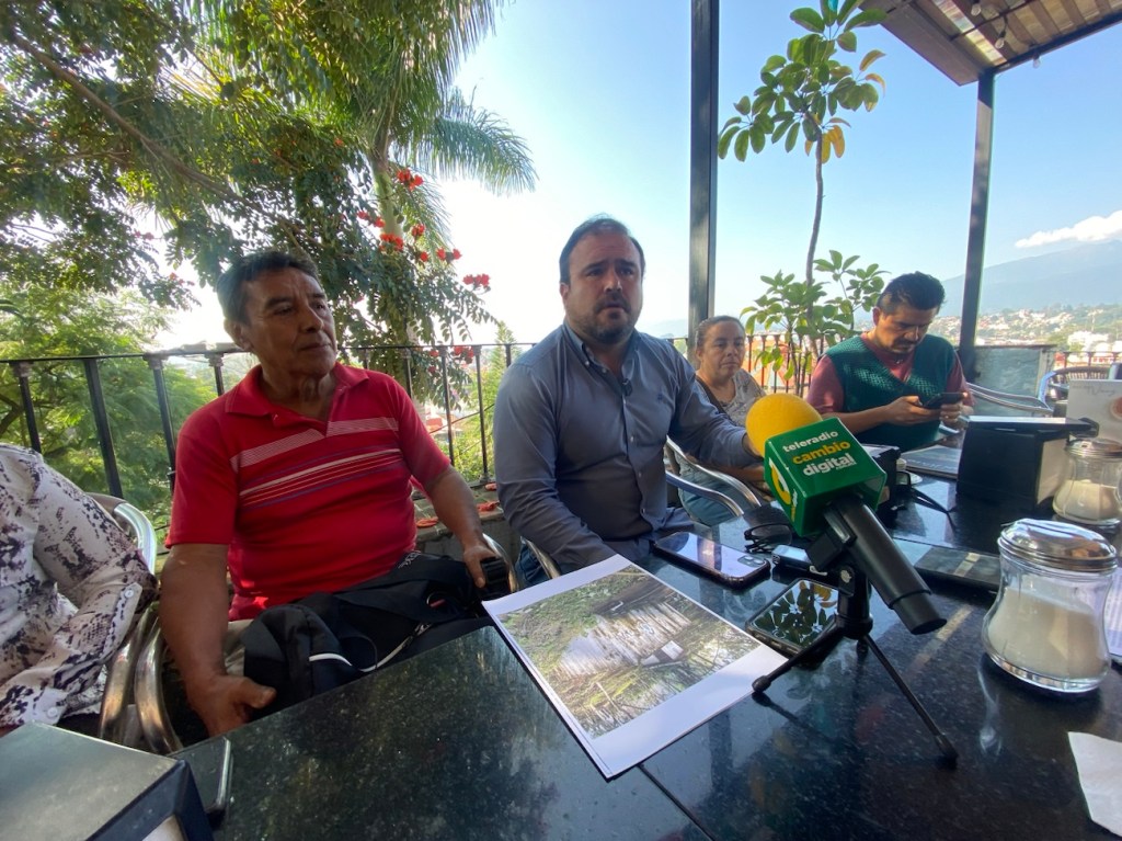 Acusan comunidades de Coatepec a CMAS de dejarlos sin agua varios días y surtir el líquido de mala&nbsp;calidad.