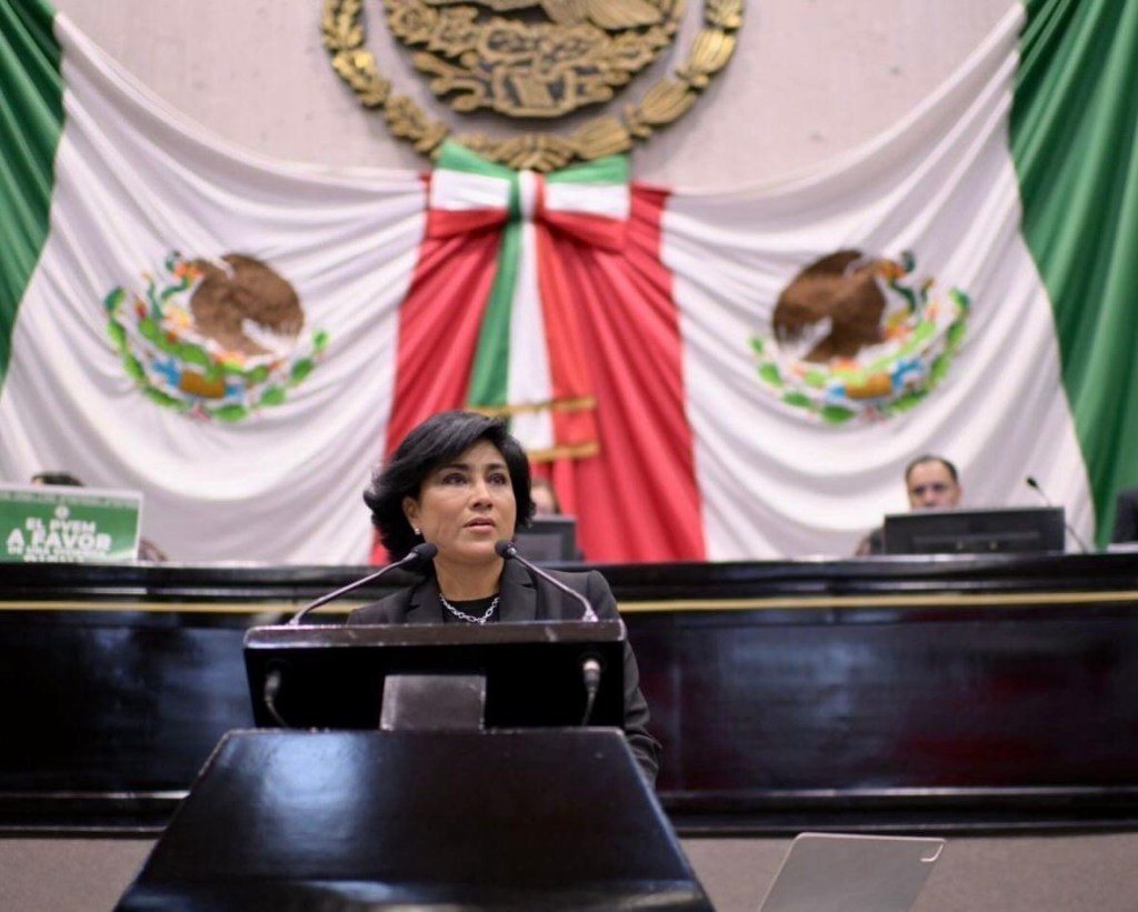 Elizabeth dispuesta a reunirse con colectivos LGBTTQI y revisar iniciativas rezagadas; y darles&nbsp;seguimiento.