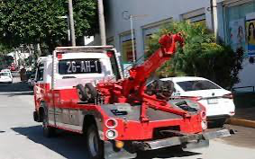 Te parecen caros los arrastres de las grúas? En Colima cobran más, justifica Dorheny&nbsp;G.Cayetano.