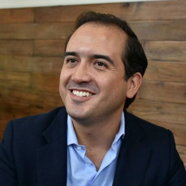El diputado local Fernando Yunes se mantiene en el PAN; declina aspiraciones a la alcaldía del Puerto de Veracruz, apoyará a Indira Rosales.
