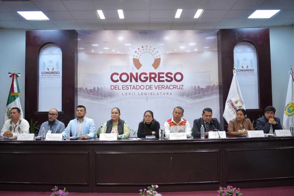 Maestros comisionados deberán regresar a dar clases advierte Claudia&nbsp;Tello.