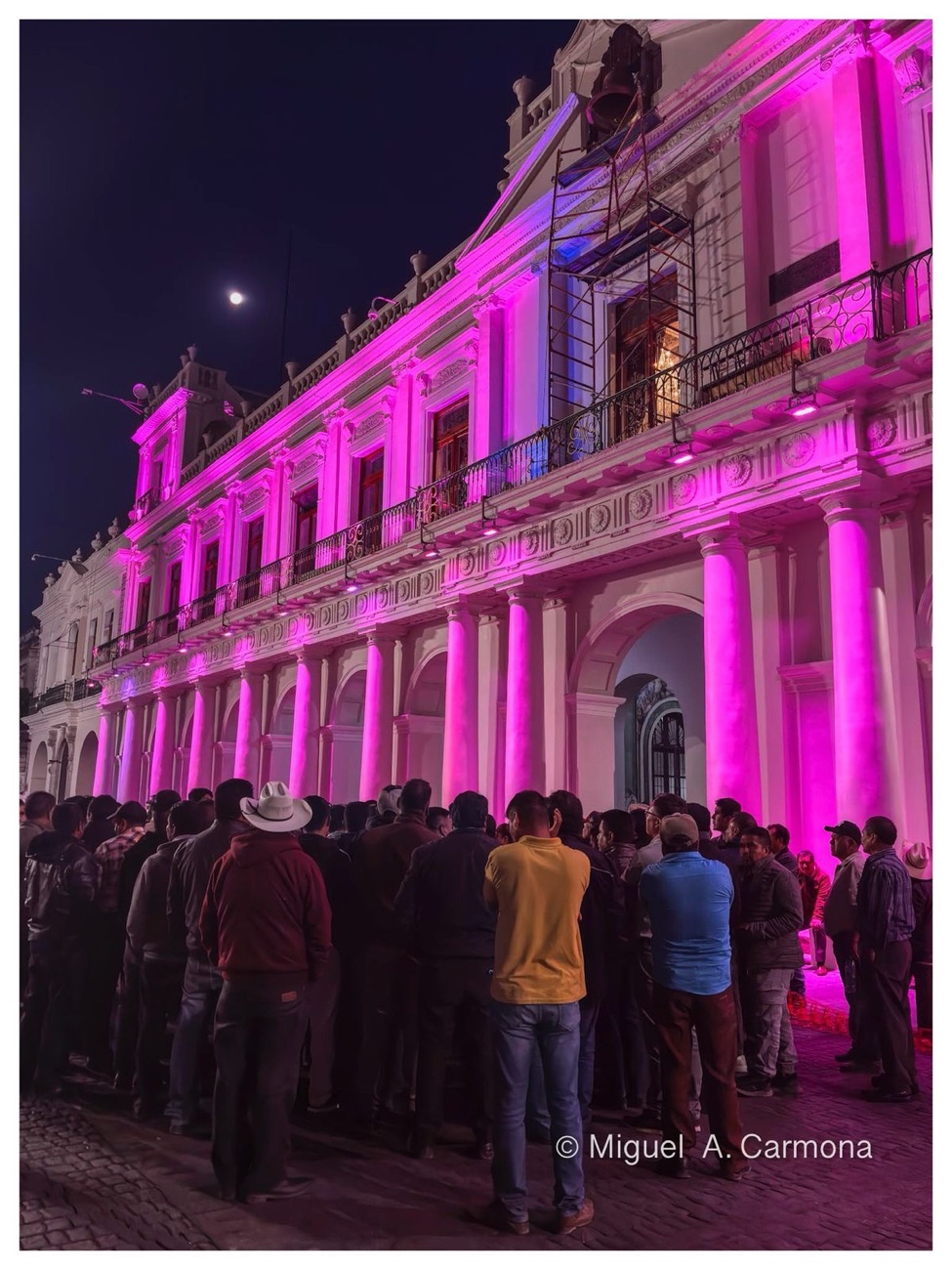 Para exigir obras cerraron centro de Xalapa, habitantes de Soledad&nbsp;Atzompa.