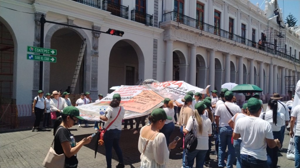 Hay problemas de acoso laboral y sexual en secundaria del puerto de Veracruz; hace 40 días Nahle dio la orden de atenderlo y no se ha&nbsp;atendido.