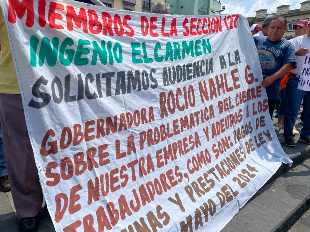 Cañeros exigen pagos por 90 mdp al industrial Francisco González y la reapertura del ingenio Del&nbsp;Carmen.