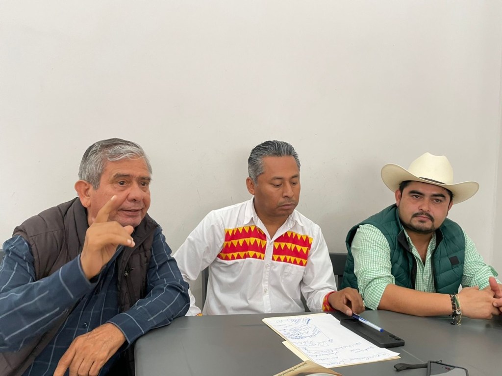 Ganaderos le piden auxilio a Senasica; urge otra caseta de inspección para gusano&nbsp;barrenador