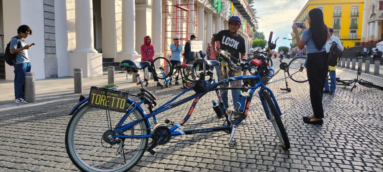 Exigen ciclistas vialidades seguras tras ciclista atropellado esta mañana en Xalapa