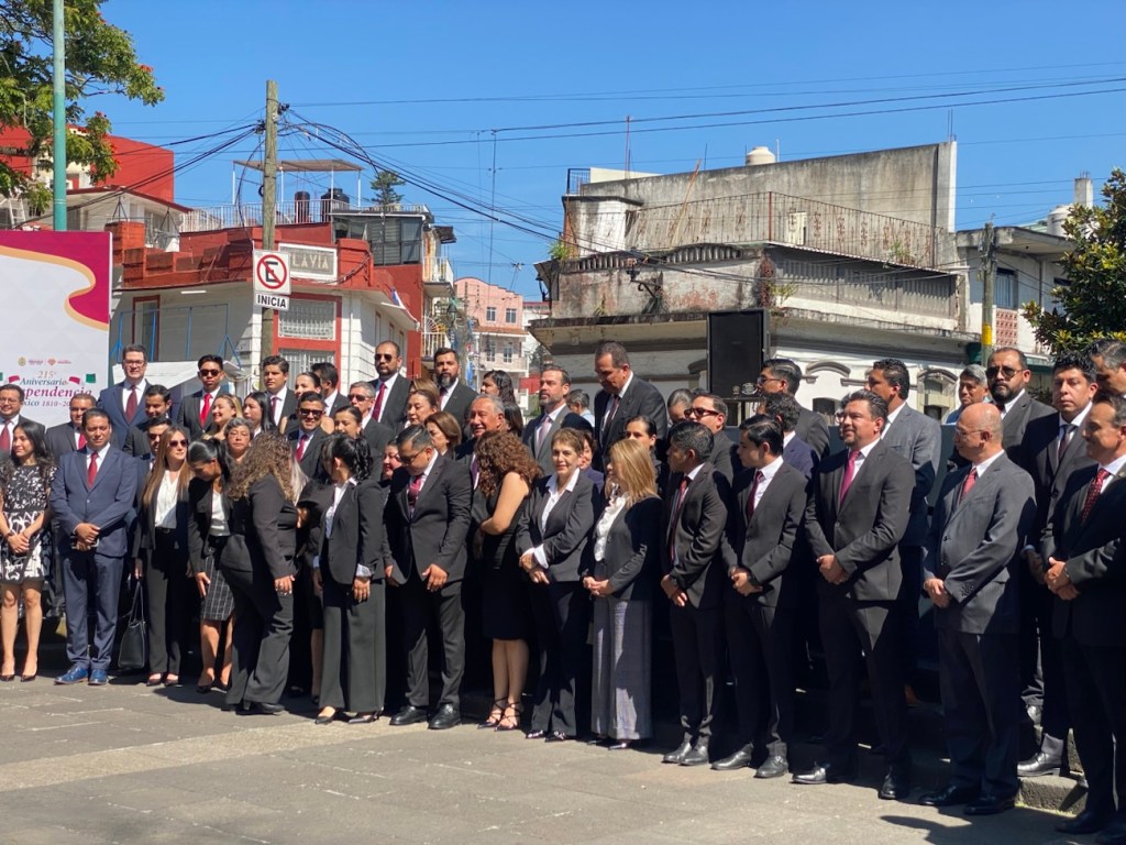 Que la maestra Rosita se encargue de reparar calles y luminarias de Bruno Pagliai:&nbsp;SEDECOP