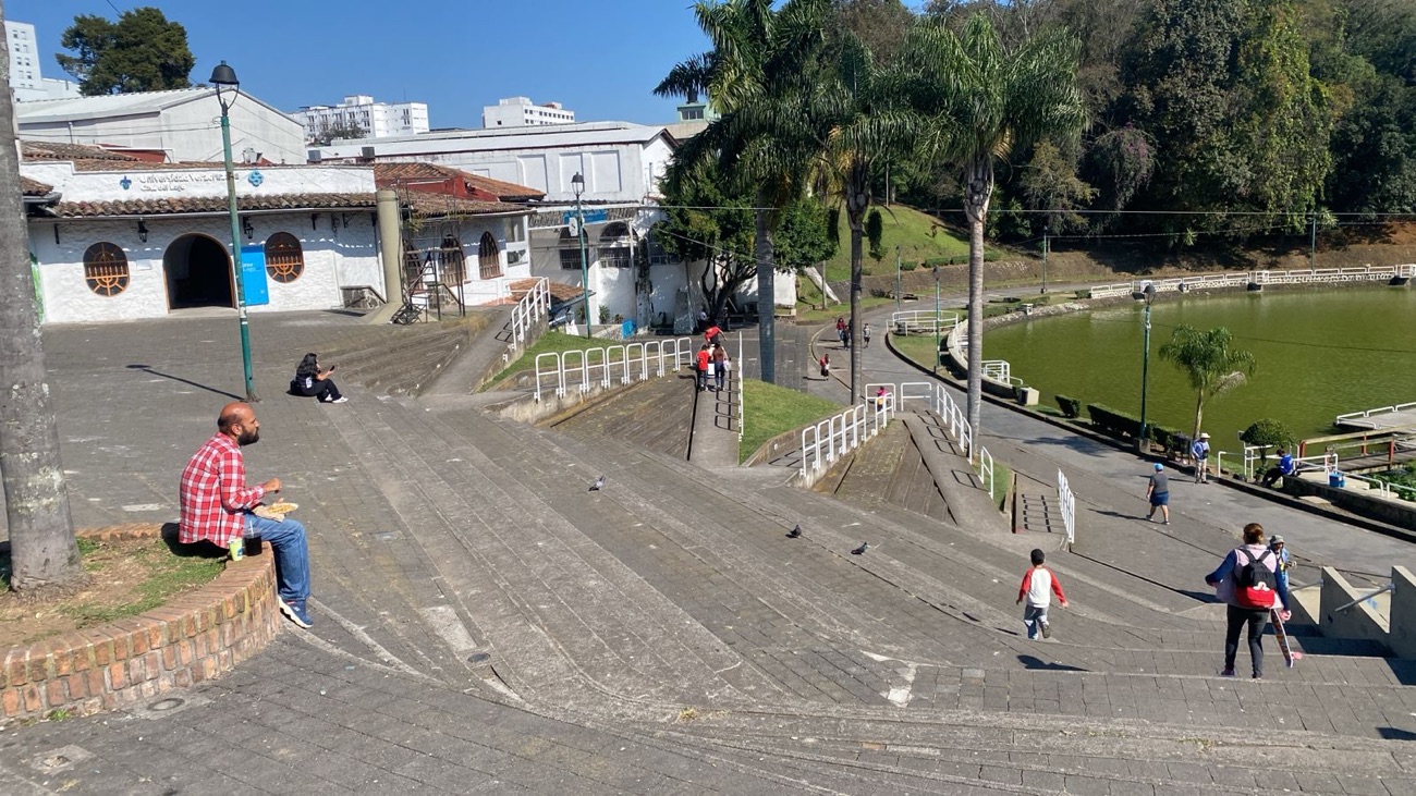 Comerciantes ambulantes de Xalapa despejarán la vía pública