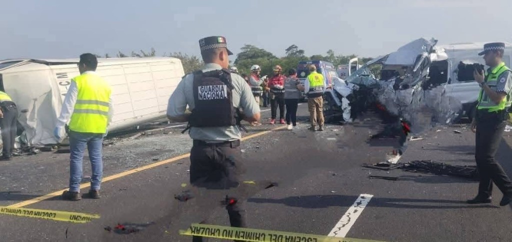 Se accidenta alcalde suplente de Álamo y trabajadores de ese ayuntamiento que iban a evento de Claudia Sheinbaum al puerto de&nbsp;Veracruz