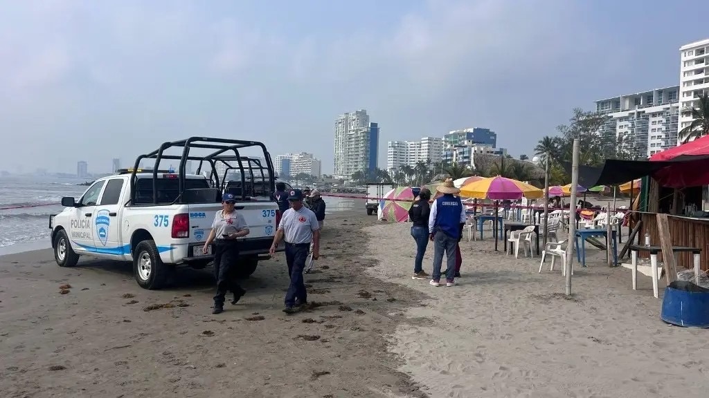 Se ahogó menor de 13 años originaria de Puebla, en playa Mocambo de Boca del Río