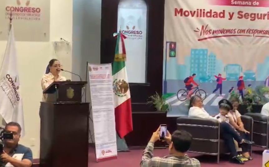 90 escuelas en Veracruz piden regularizar predios; falta de escrituras frena obras y domos: Comisión legislativa