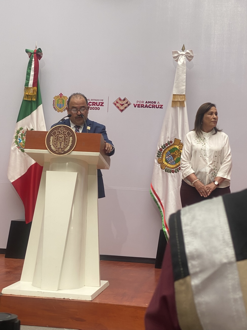 Veracruz modernizará transporte con nuevas unidades, tarjeta única y pase diario para estudiantes y adultos mayores