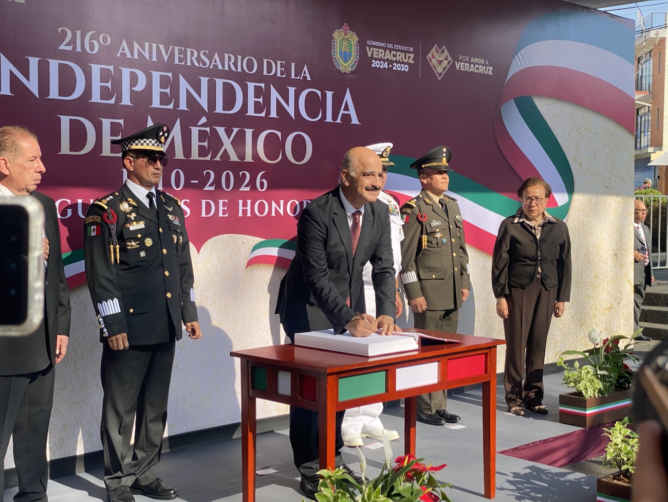 No soy “el padrino” del cartel inmobiliario: Ricardo Ahued. Manda a Reyes Peralta a litigar en tribunales no en el cafe